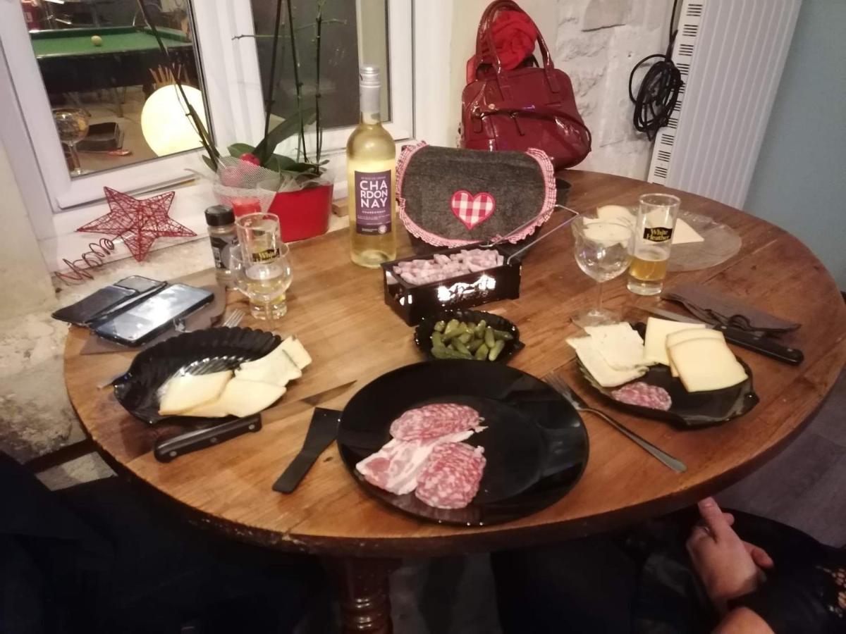 Bed and Breakfast Grande Chambre D'Hote Pour 4 A 5 Personnes Chef-Boutonne Exteriér fotografie